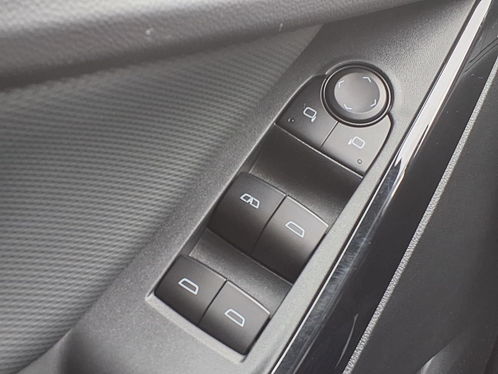 2025 Chevrolet Equinox LT ENHANCED SAFETY