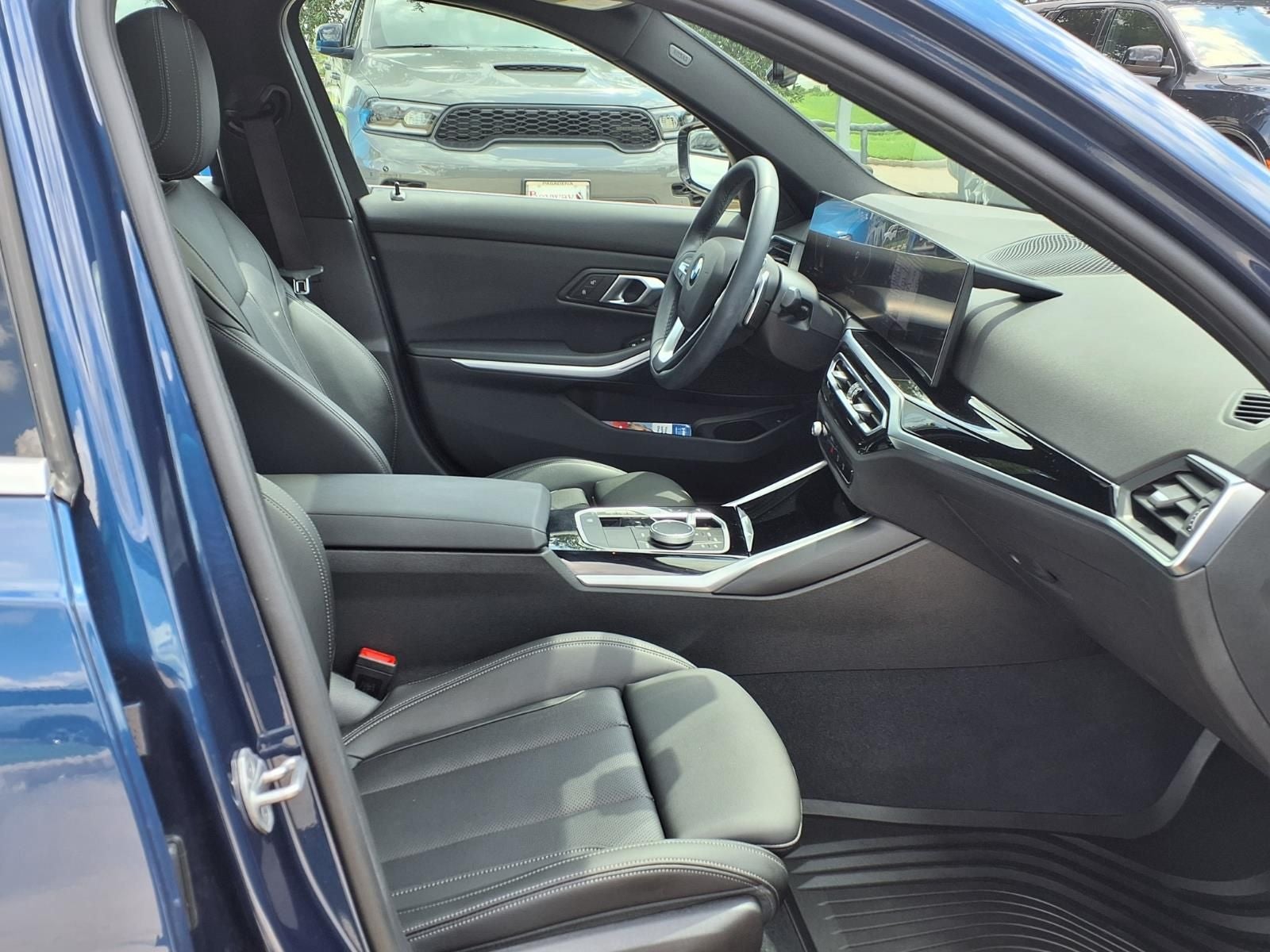 2024 BMW 3 Series 330i CONVENIENCE PKG