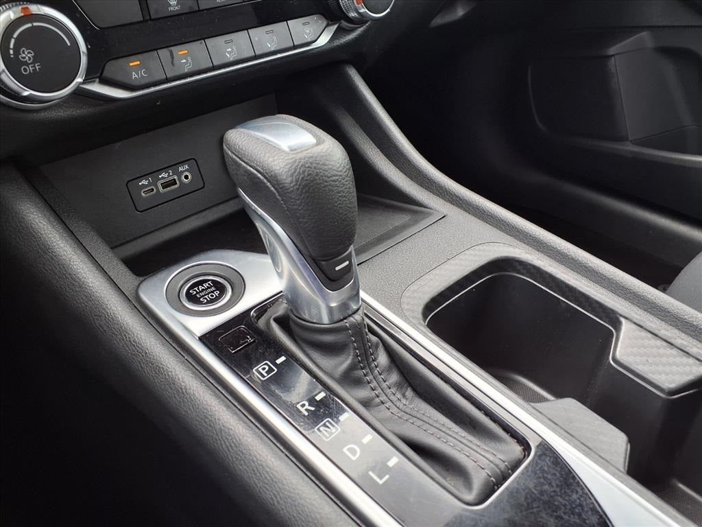 2022 Nissan Sentra SV BLIND-SPOT