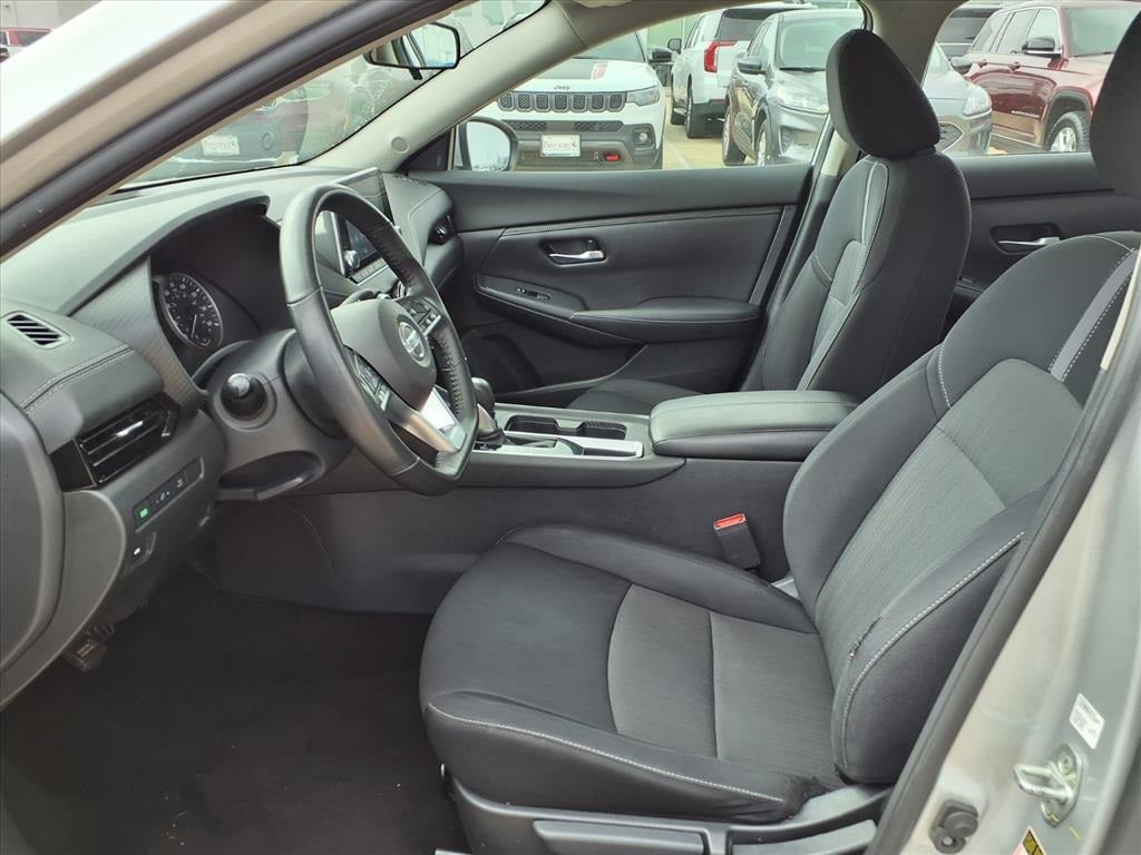 2022 Nissan Sentra SV BLIND-SPOT