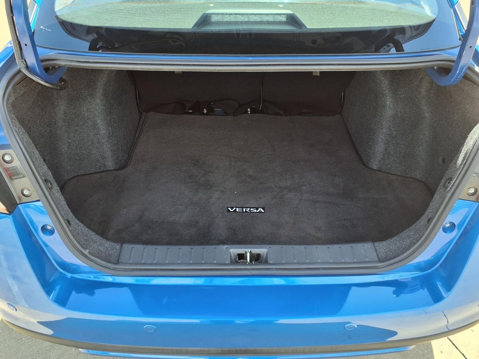 2023 Nissan Versa 1.6 SR LDW & BSW+RCTA