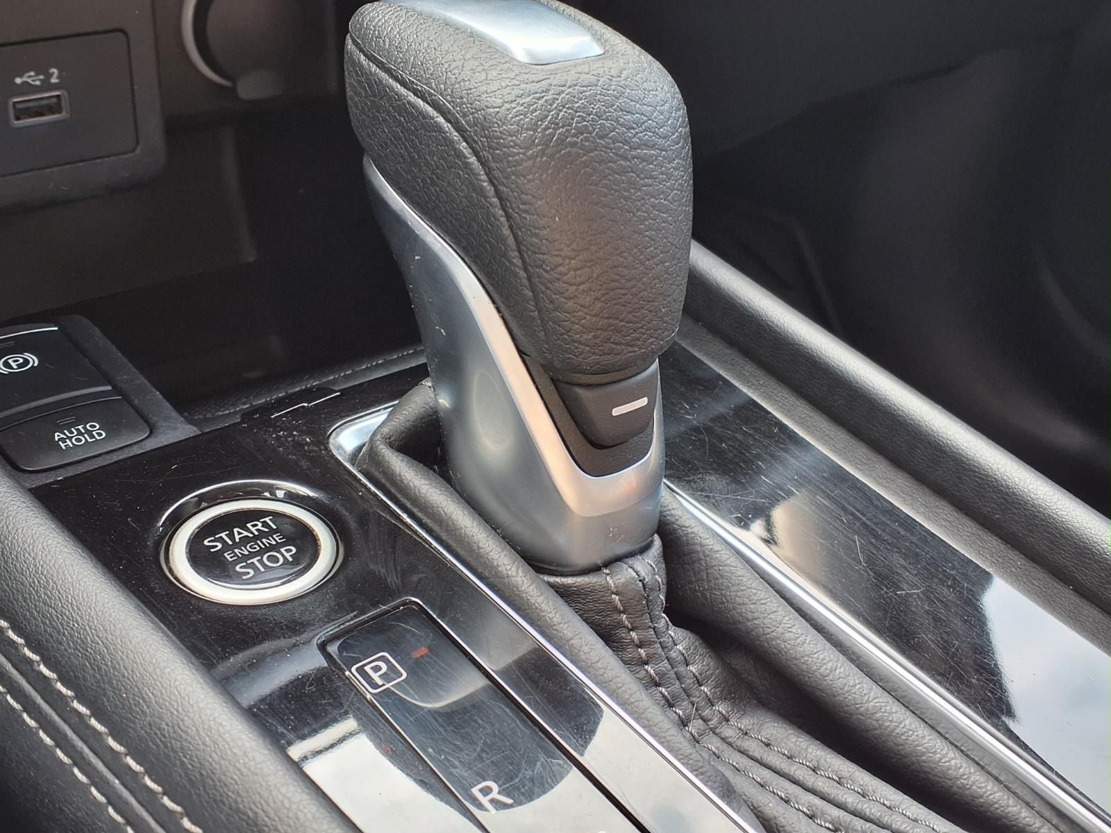 2023 Nissan Kicks SR PREMIUM PKG