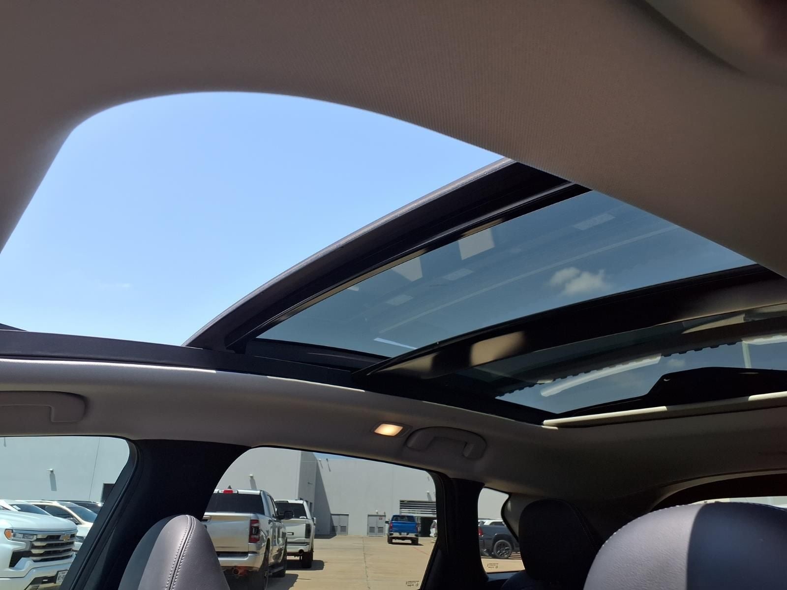 2023 INFINITI QX50 LUXE InTOUCH™ DUAL HD