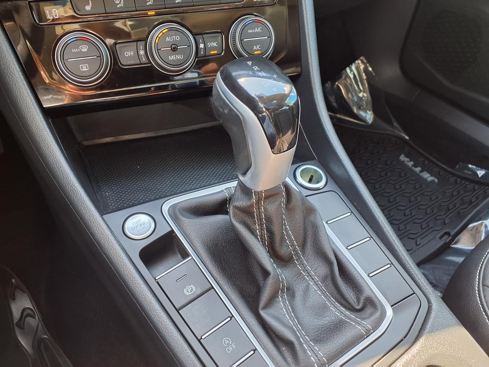 2023 Volkswagen Jetta 1.5T SE PANO-SUNROOF PKG