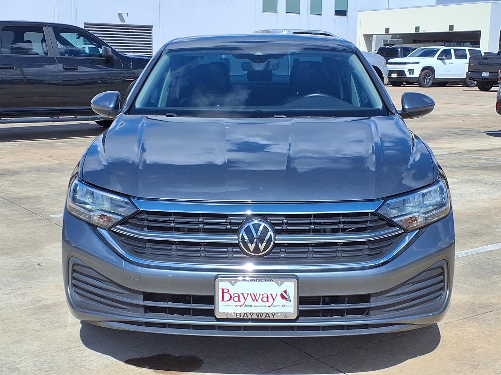 3VW7M7BU3PM045725