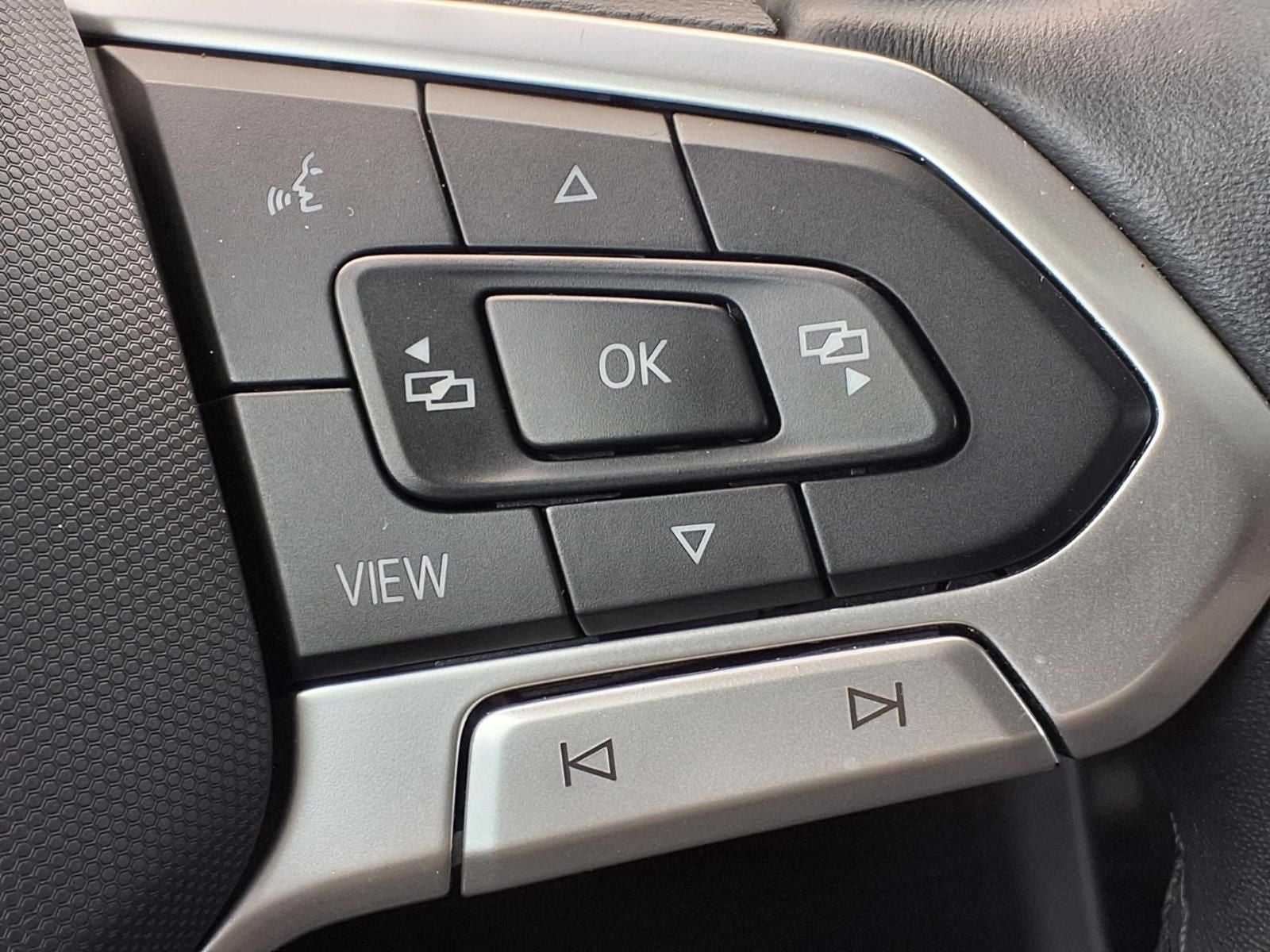 2024 Volkswagen Jetta 1.5T SE PANORAMIC SUNROOF