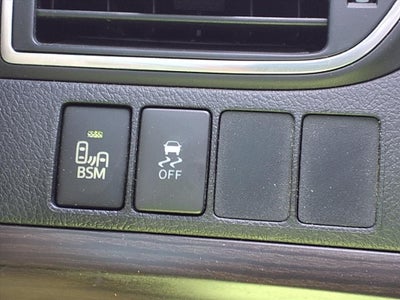 2016 Toyota Camry XLE SUNROOF & CONV. PKG.