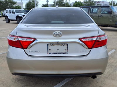 2016 Toyota Camry XLE SUNROOF & CONV. PKG.