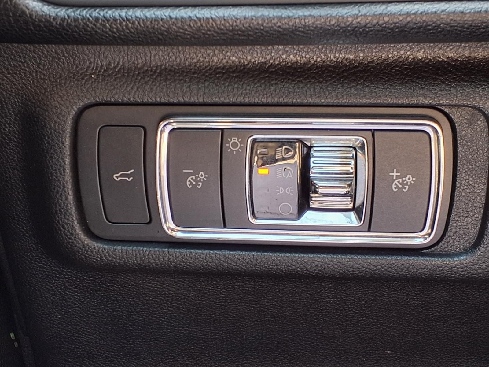 2020 Lincoln Corsair Standard CONVENIENCE PKG