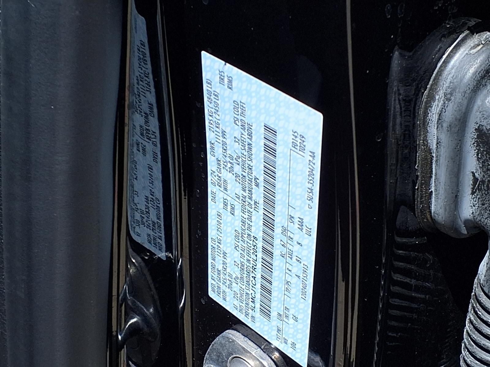 2024 Lincoln Corsair Premiere JET APPEARANCE PKG