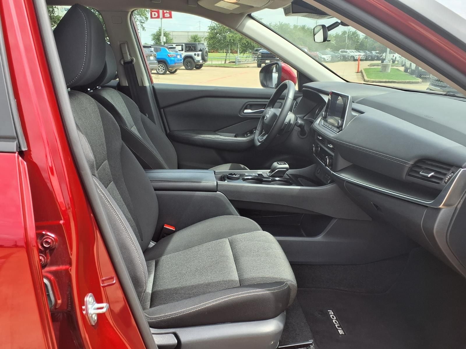 2025 Nissan Rogue SV AWD