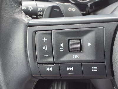 2025 Nissan Pathfinder SV 4WD