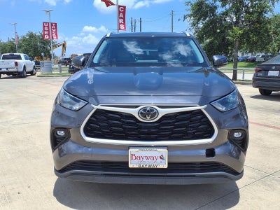2022 Toyota Highlander XLE PROTECTION PKG