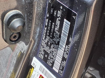 2022 Toyota Highlander XLE PROTECTION PKG