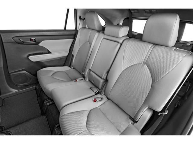 2024 Toyota Highlander LE PCS/LCA/LTA