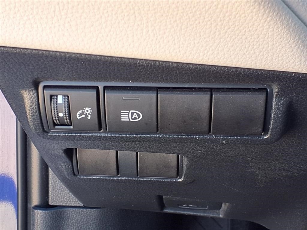 2022 Toyota Corolla Cross XLE PROTECTION PKG