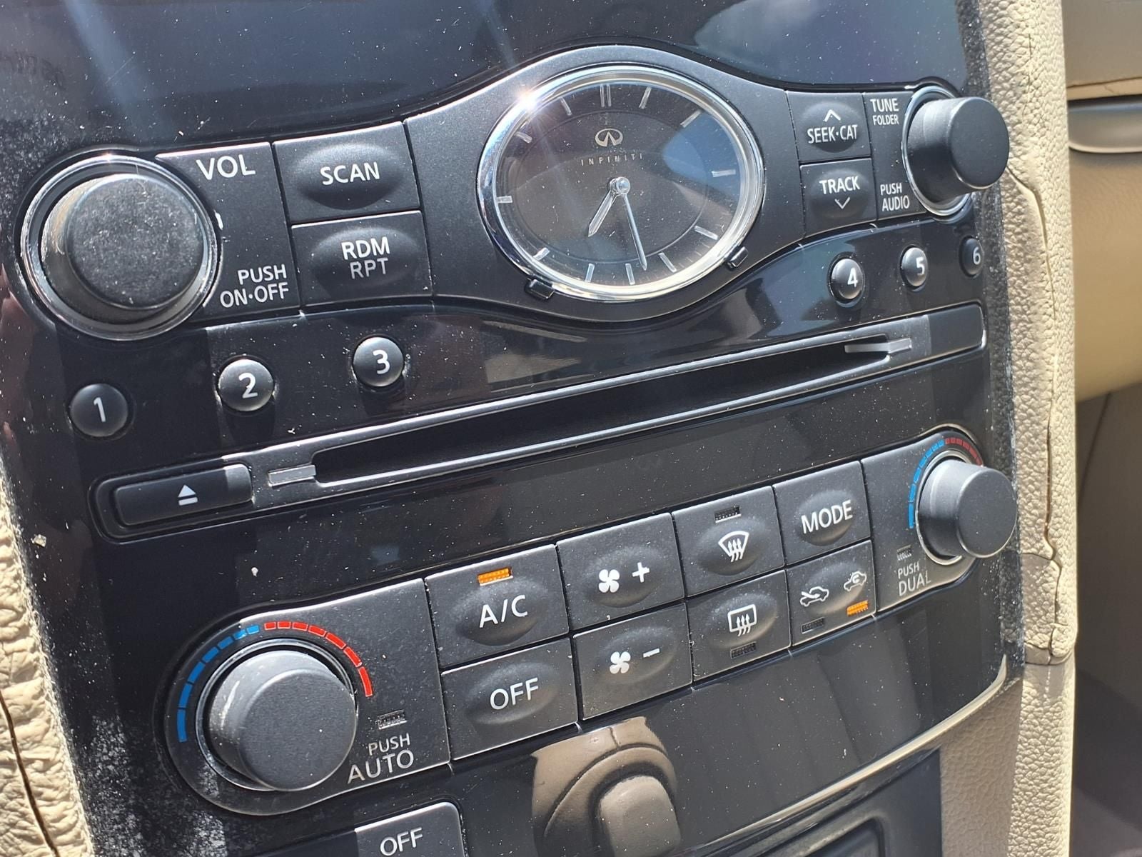 2011 INFINITI FX35 Base BOSE AUDIO & LITERATURE KIT