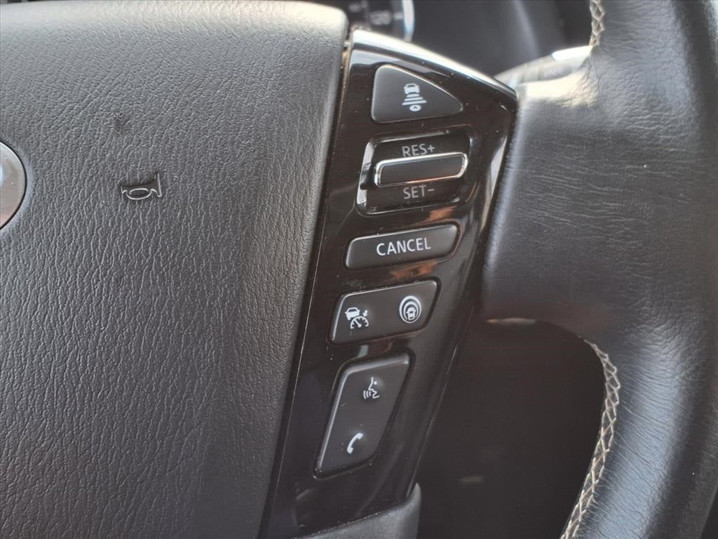 2023 INFINITI QX80 LUXE