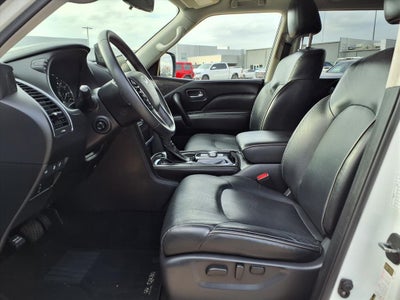 2023 INFINITI QX80 LUXE