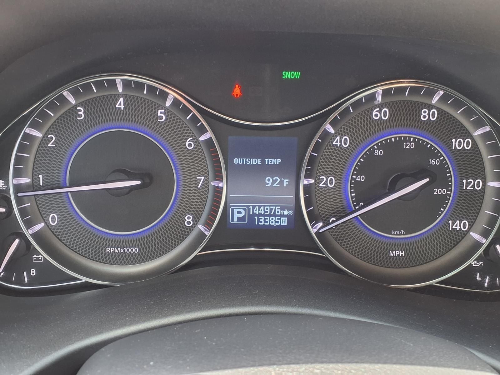 2017 INFINITI QX80 Base DELUXE TECH & DR. ASSIST. PKG.