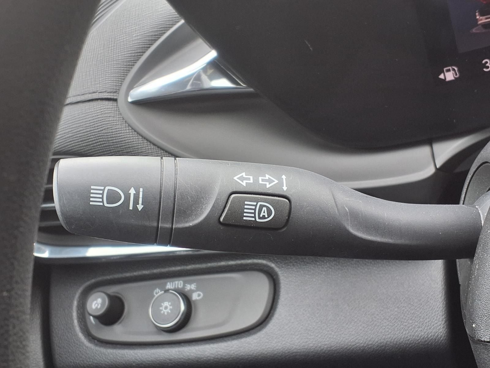 2025 Buick Envista Preferred DRIVER CONFIDENCE PKG