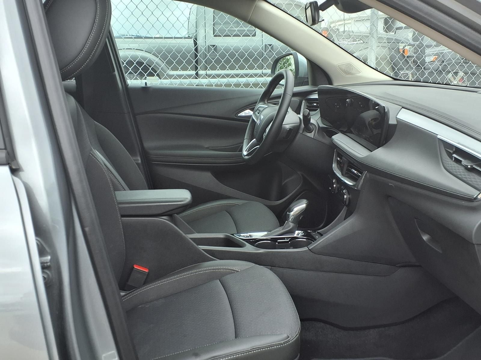 2025 Buick Encore GX Preferred DRIVER CONFIDENCE
