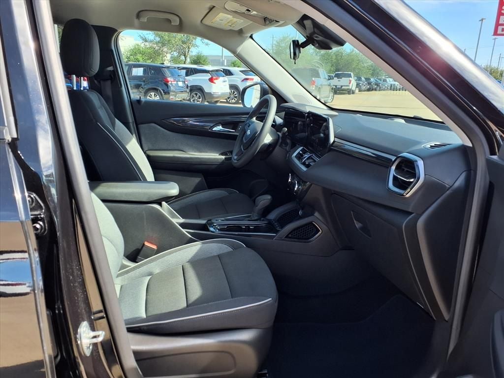 2025 Chevrolet Trailblazer LT SAFETY ASSIST