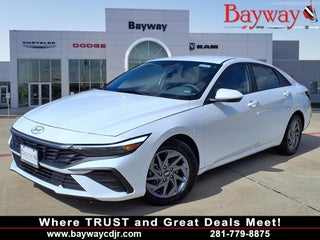 2024 Hyundai Elantra SEL