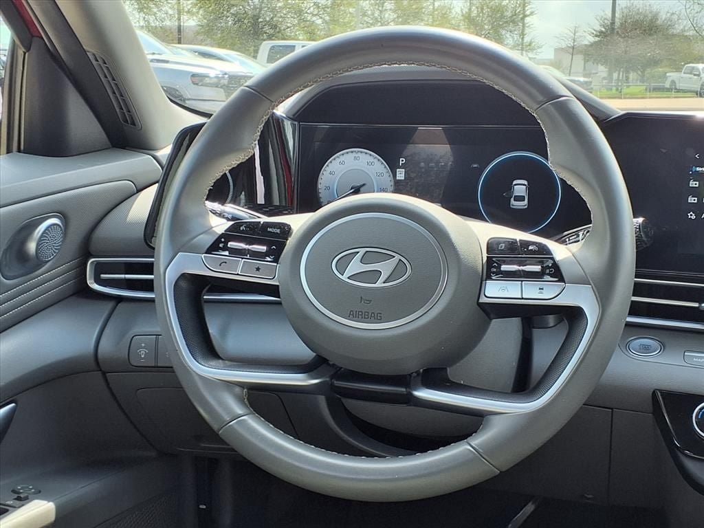 2025 Hyundai Elantra SEL Convenience ULTIMATE RED