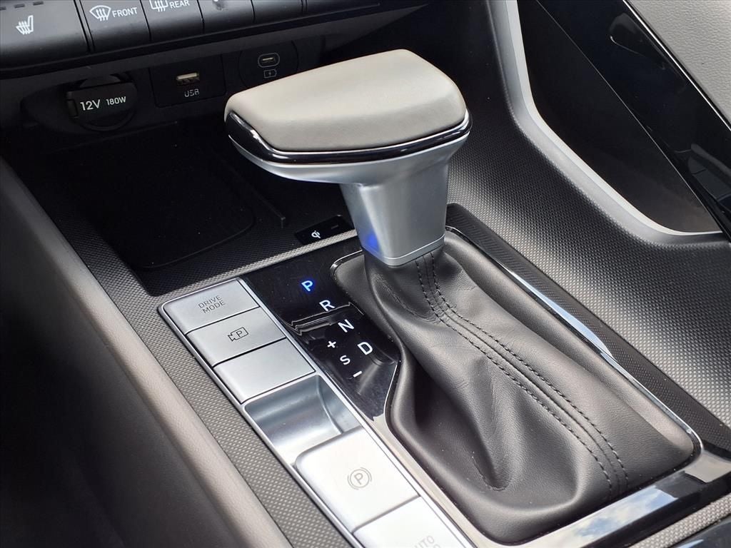 2025 Hyundai Elantra SEL Convenience SERENITY WHT