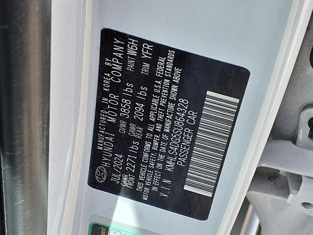 2025 Hyundai Elantra SEL Convenience SERENITY WHT