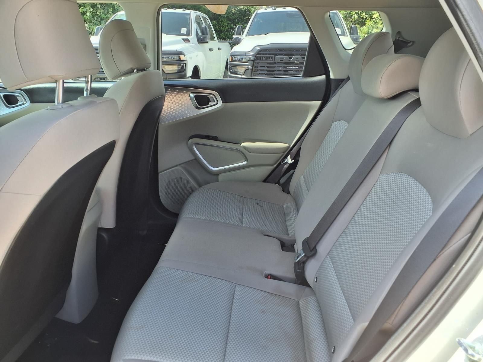 2022 Kia Soul LX TECH PKG