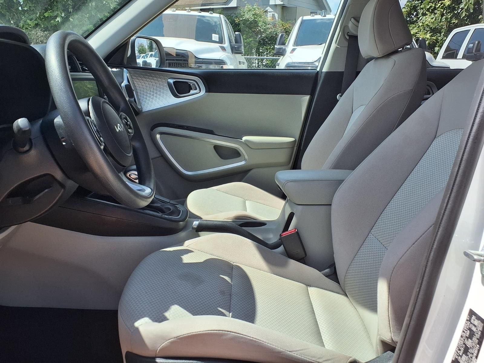 2022 Kia Soul LX TECH PKG