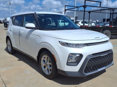 2022 Kia Soul LX TECH PKG
