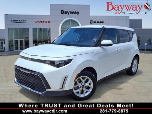 2025 Kia Soul LX TECH PKG