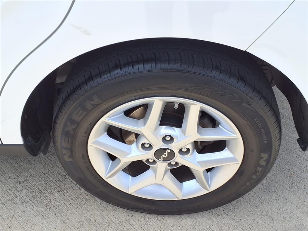 2025 Kia Soul LX TECH PKG