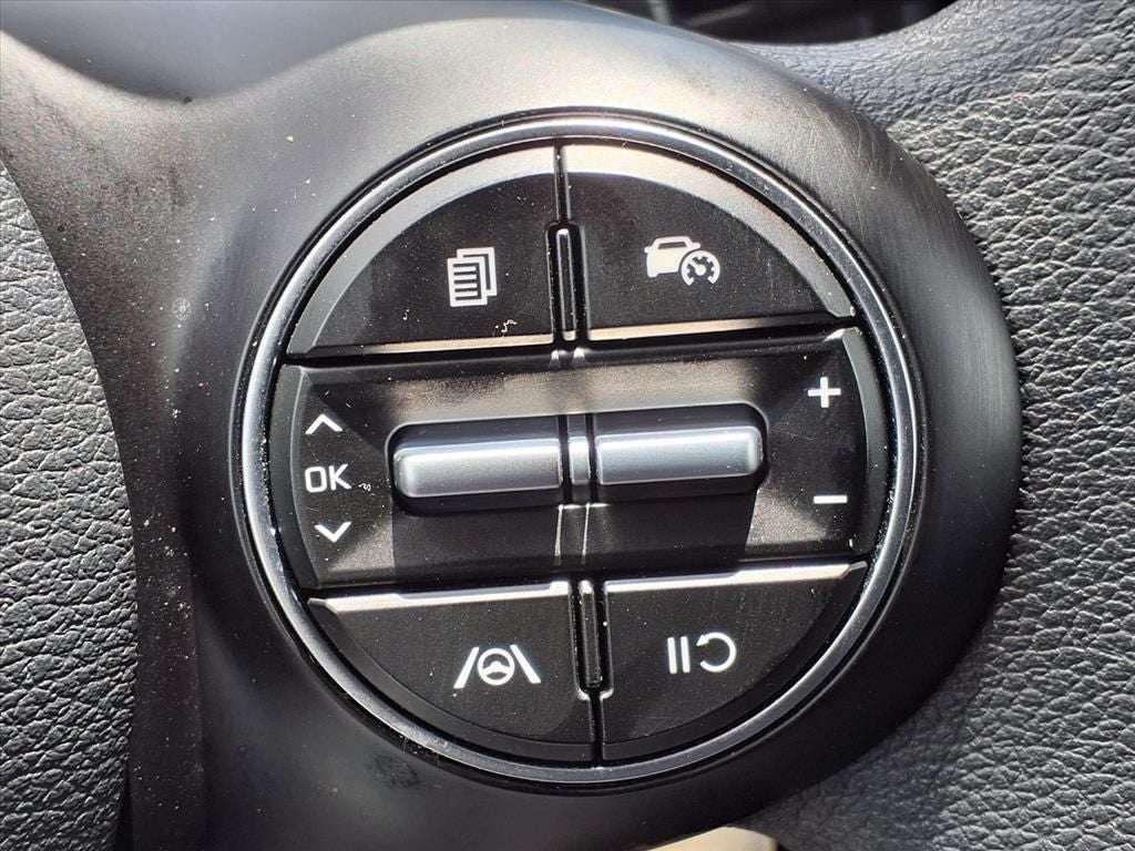 2025 Kia Soul LX TECH PKG