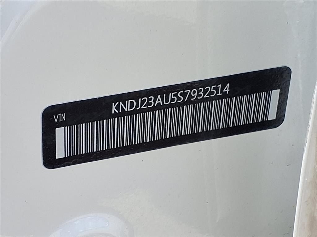 2025 Kia Soul LX TECH PKG