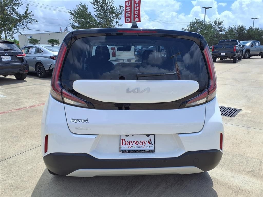 2025 Kia Soul LX TECH PKG