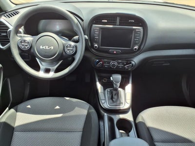 2025 Kia Soul LX TECH PKG