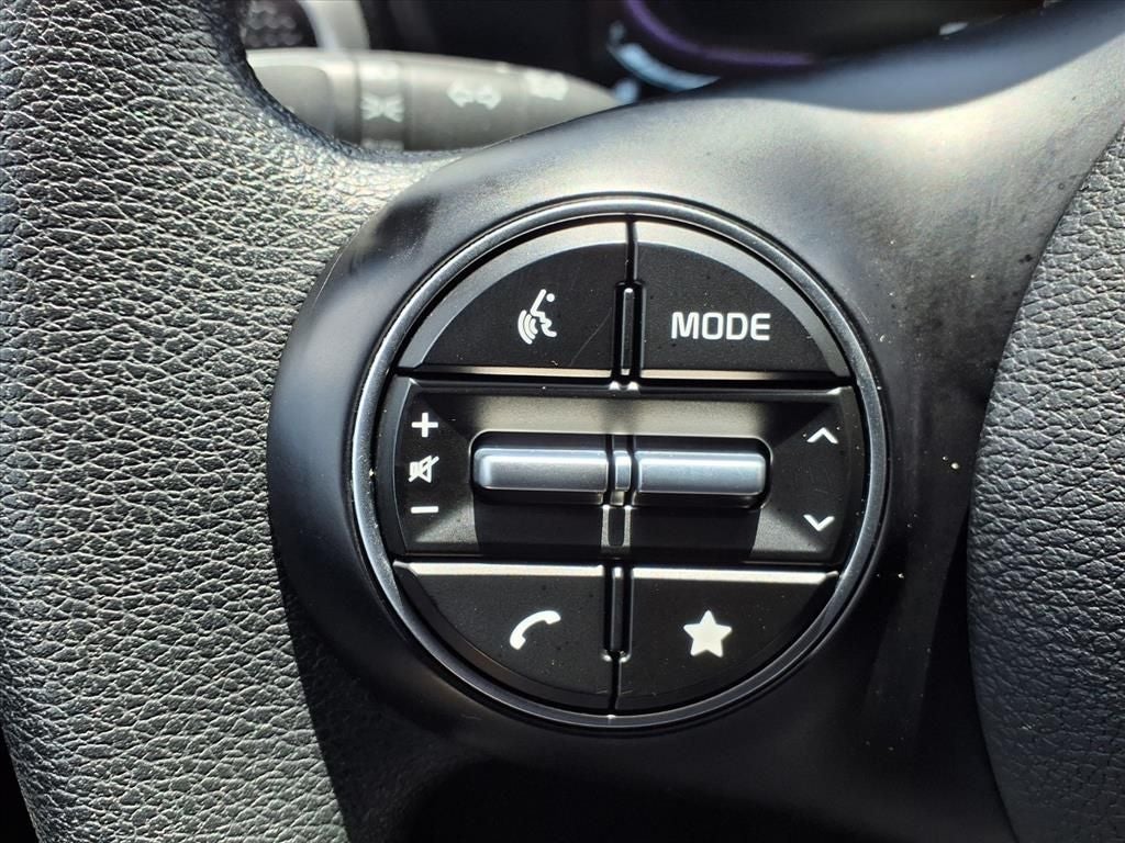 2025 Kia Soul LX TECH PKG