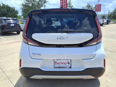 2025 Kia Soul LX TECH PKG