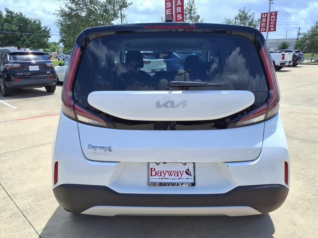 2025 Kia Soul LX TECH PKG