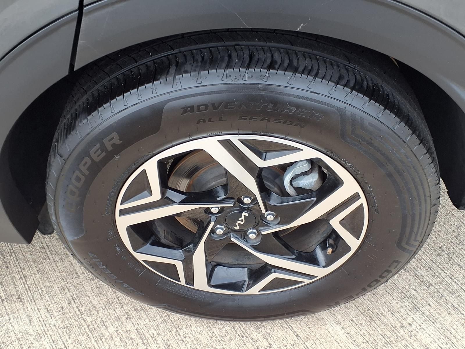 2024 Kia Sportage LX FCA+LDW