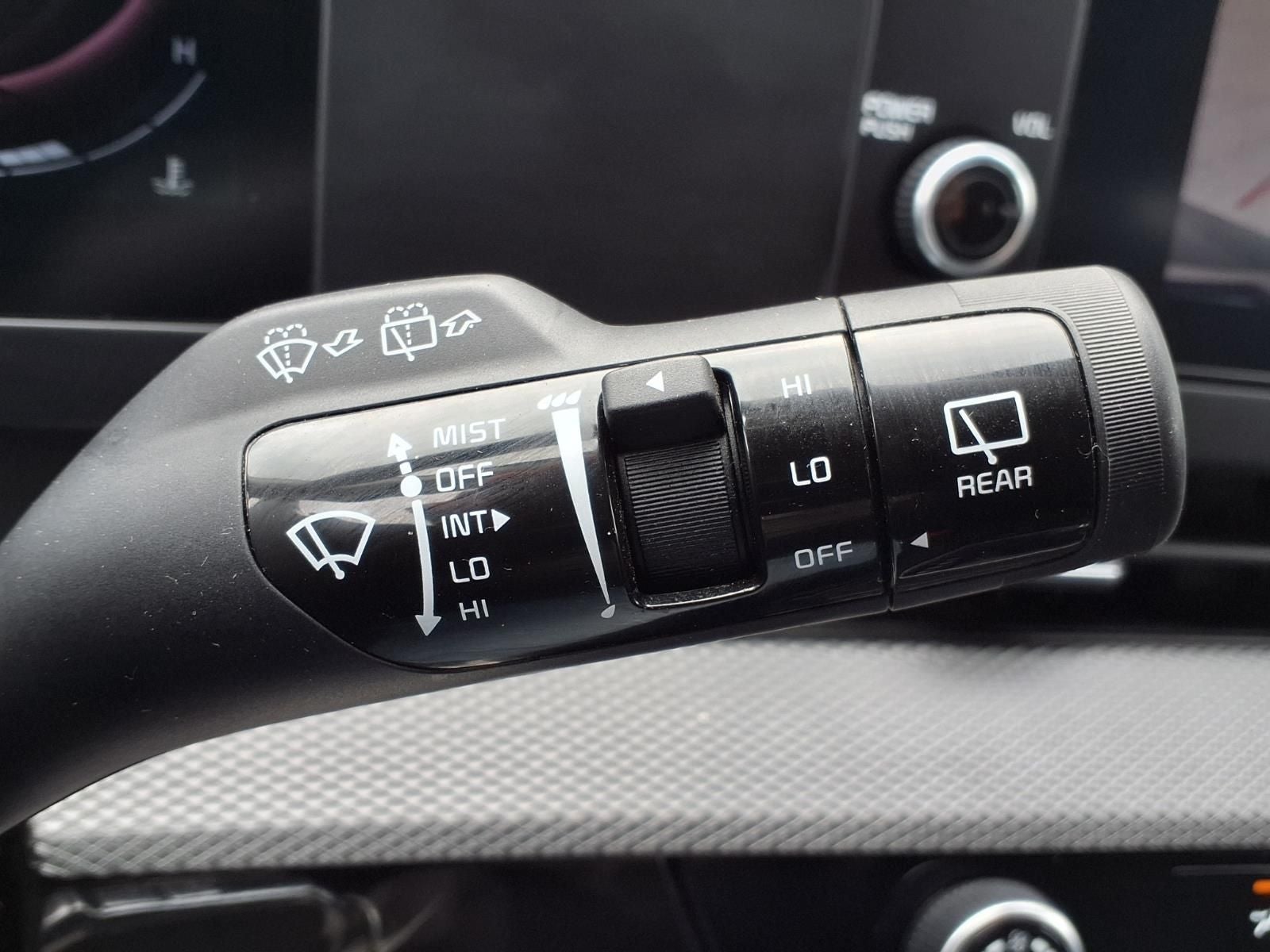 2024 Kia Sportage LX FCA+LDW