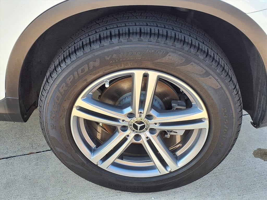 2022 Mercedes-Benz GLC 300 GLC 300