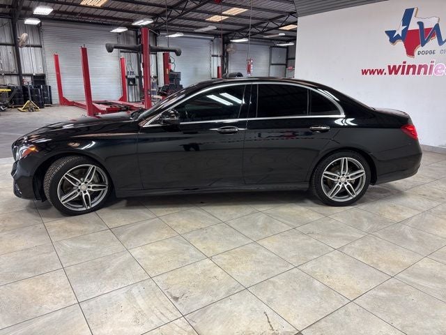 2017 Mercedes-Benz E 300 E 300