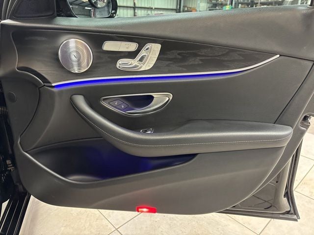 2017 Mercedes-Benz E 300 E 300