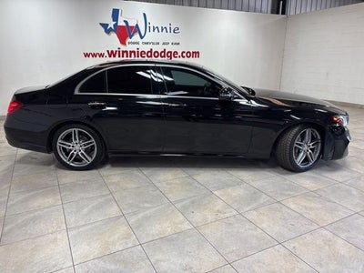 2017 Mercedes-Benz E 300 E 300
