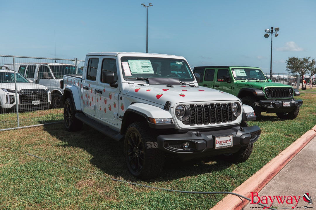Bayway Chrysler Dodge Jeep Ram at Pasadena, TX